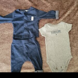Carters newborn set boy